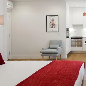 Serviced - Bairro Alto Apartamento
